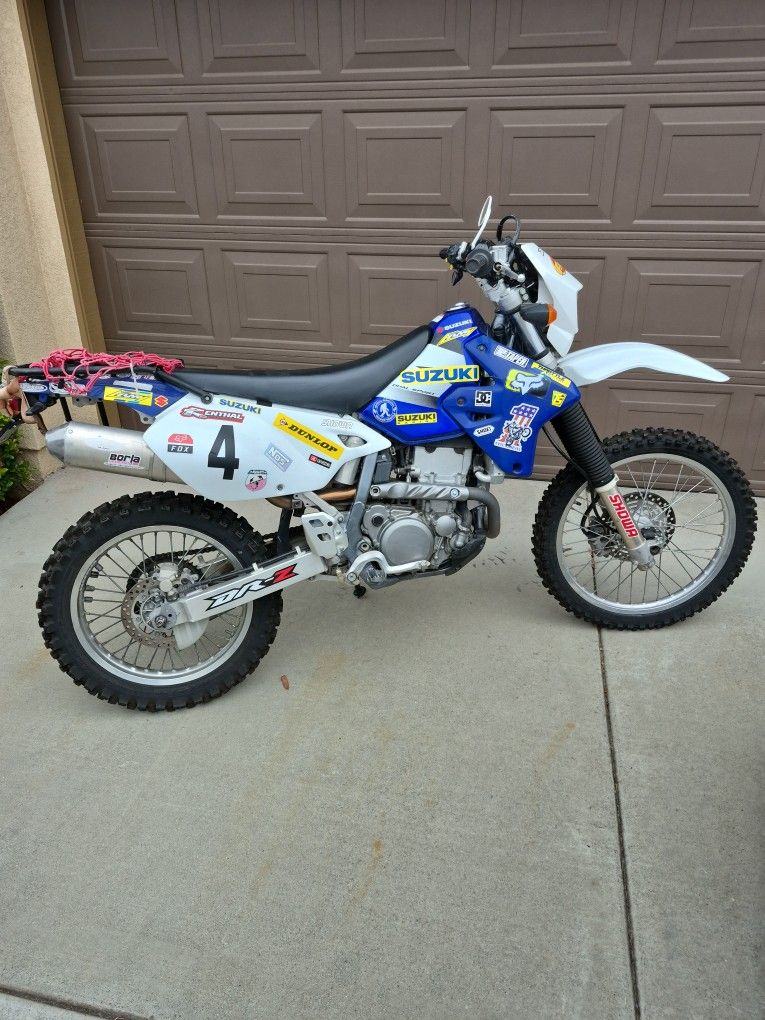 Motorcycle Enduro 400 Elect Start Street