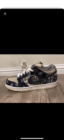 SB Dunk Travis Scott