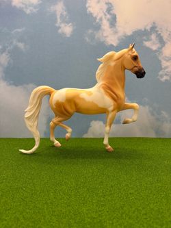 Breyer National Show Horse (QVC Special)