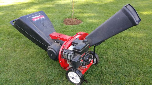 Yard Machines by MTD 5.5hp 3-Way Leaf Shredder Wood Chipper for Sale in