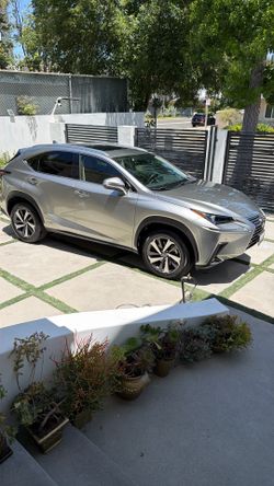 2021 LexusNXH