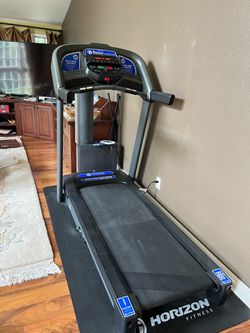 HORIZON BRAND TREADMILL WITH BLUETOOTH IN NEW CONDITION