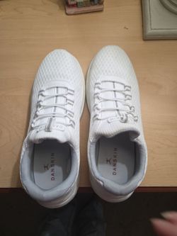 Danskin Ladies No Tie Sneakers