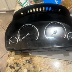 2015 BMW Dash Cluster Radio