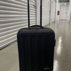 Eastpak Tramzshell Carry On Suitcase 