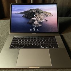 MacBook Pro 15" Touch Bar 2.8Ghz i7