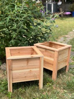 Cedar Planter Boxes