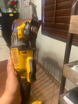 DEWALT Oscillating Multi-Tool (Tool Only)