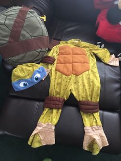 Tmnt costume 15$ 2yr old