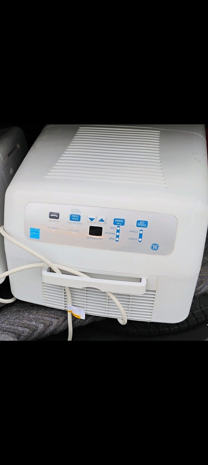 GE Dehumidifiers , 35 Pint/Day And a 50 Pint/Day
