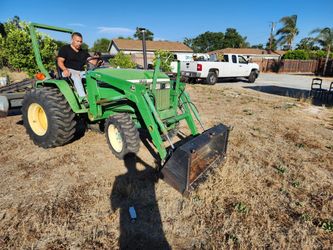 Tractor John Deere