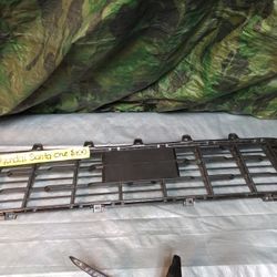 2022 Hyundai Santa Cruz Lower Grill (Auto Parts)