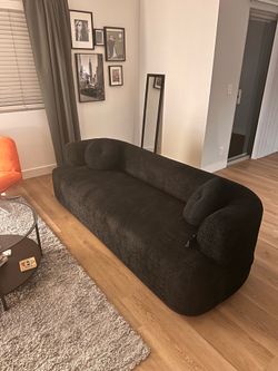 Modern 3 seater sofa (Christopher Knight)