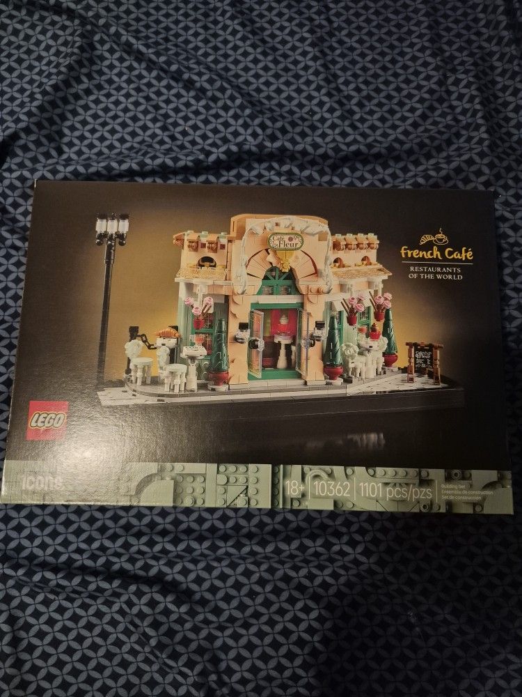 Lego French Cafe Set