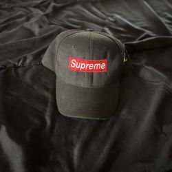 Supreme Hat 