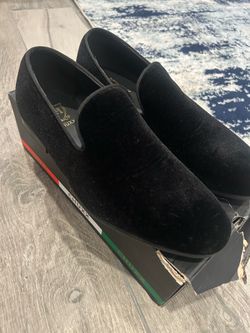Chuxx Men's Black Velvet Loafers / Smoking Shoes - Size 8 (Like New) Price $35