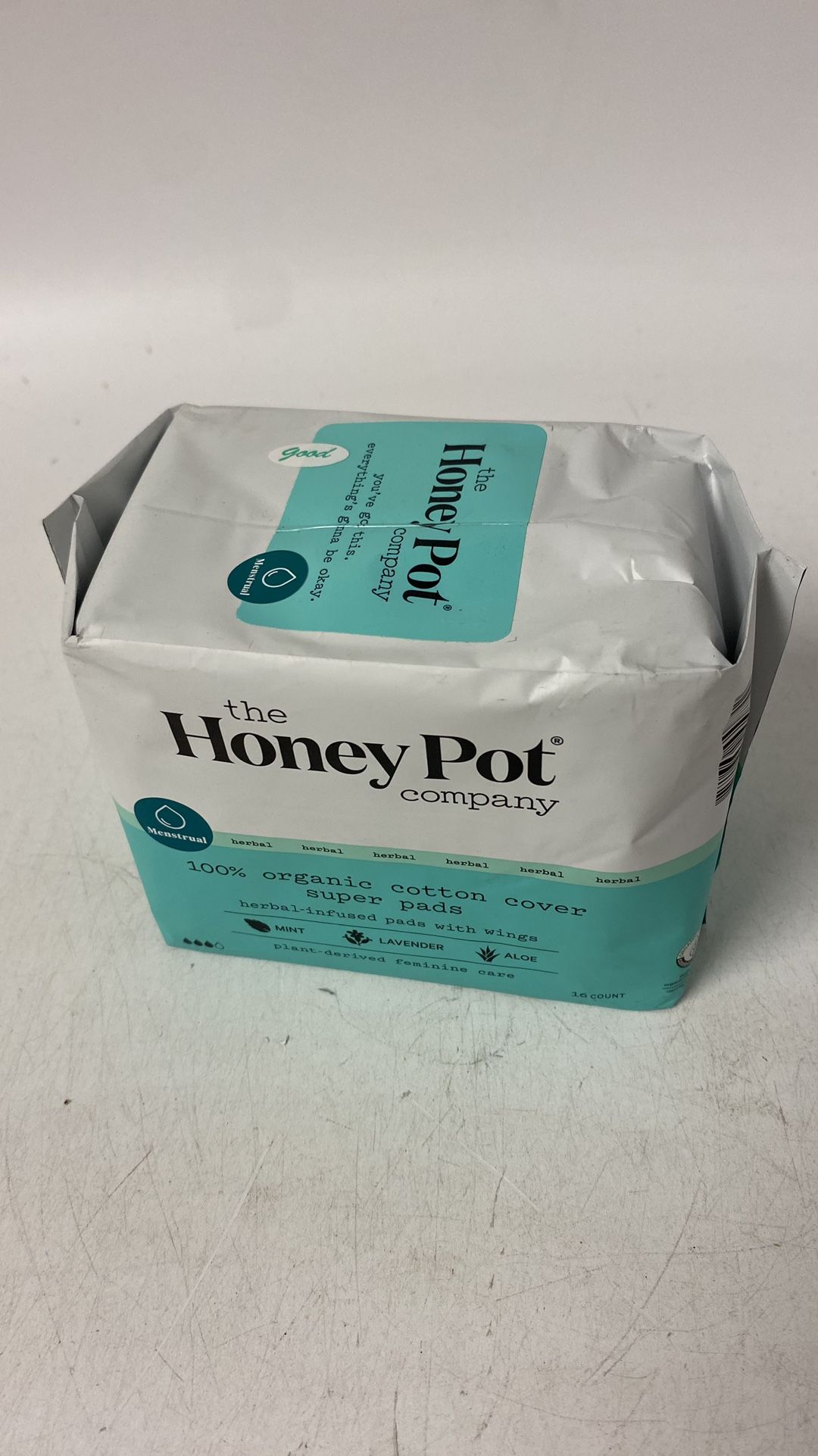 16 The Honey Pot Herbal Infused Super Absorbency Pads with Wings Organic Pads