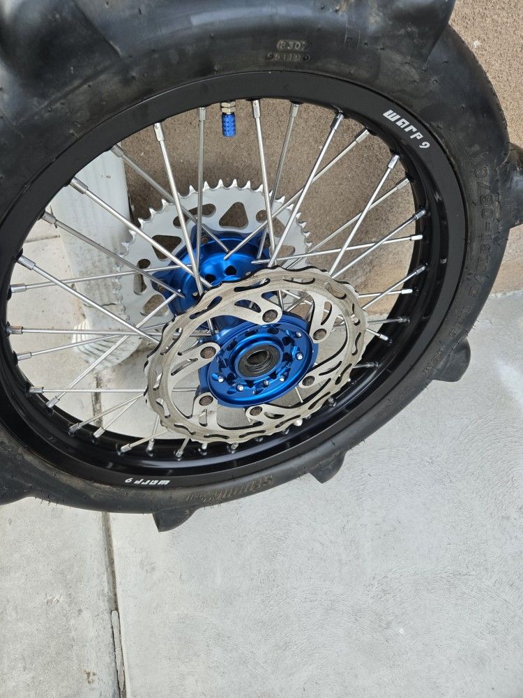 Y z four twenty six rim And?
Saned Tire
