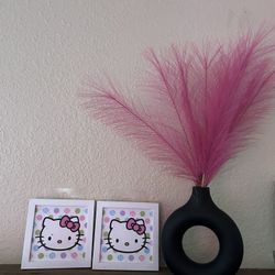 Hello Kitty Wall Pictures & Flower Vase