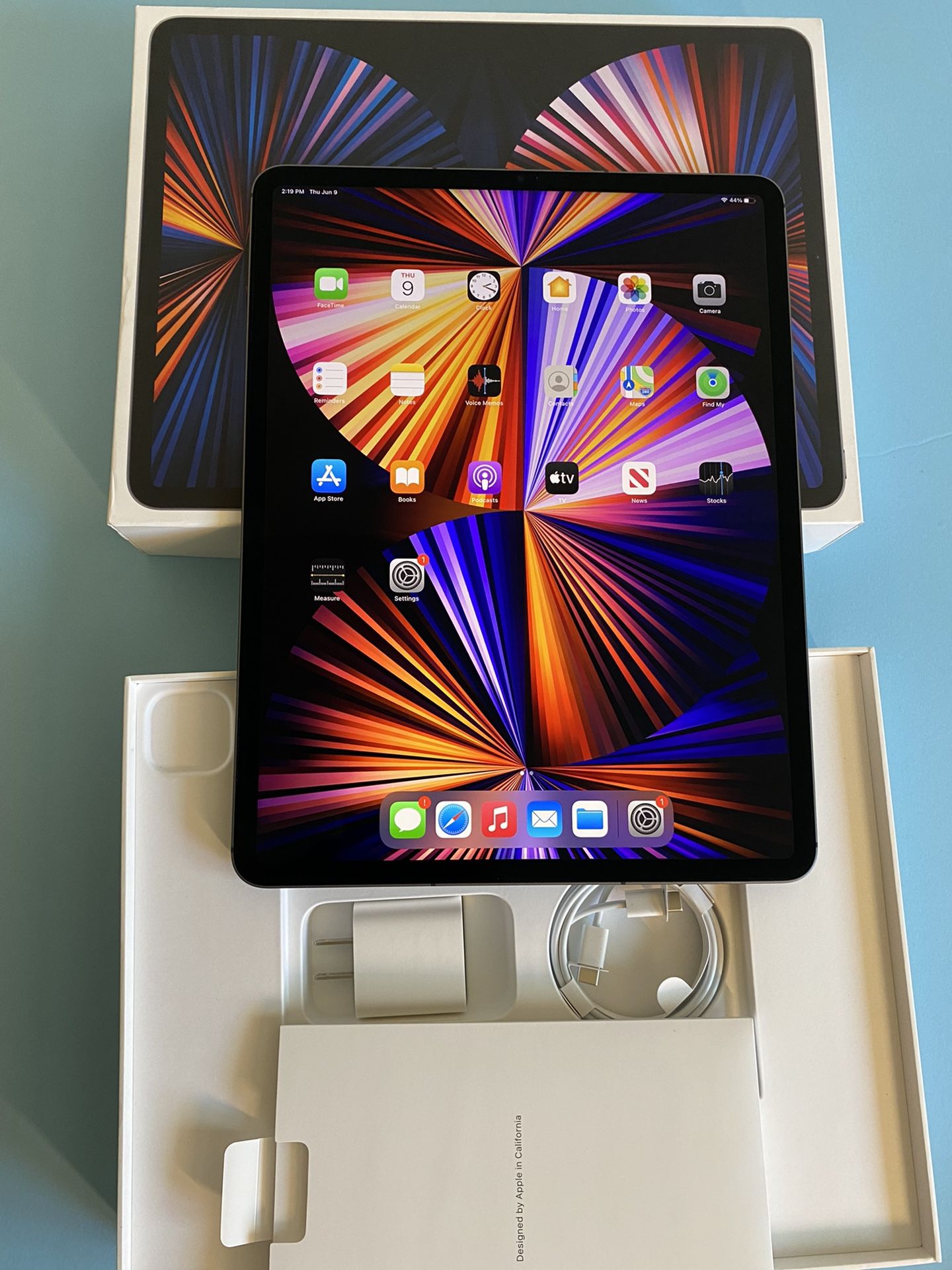128GB Apple IPad Pro 12.9” 5th Generation (Latest 2021 Model / M1 