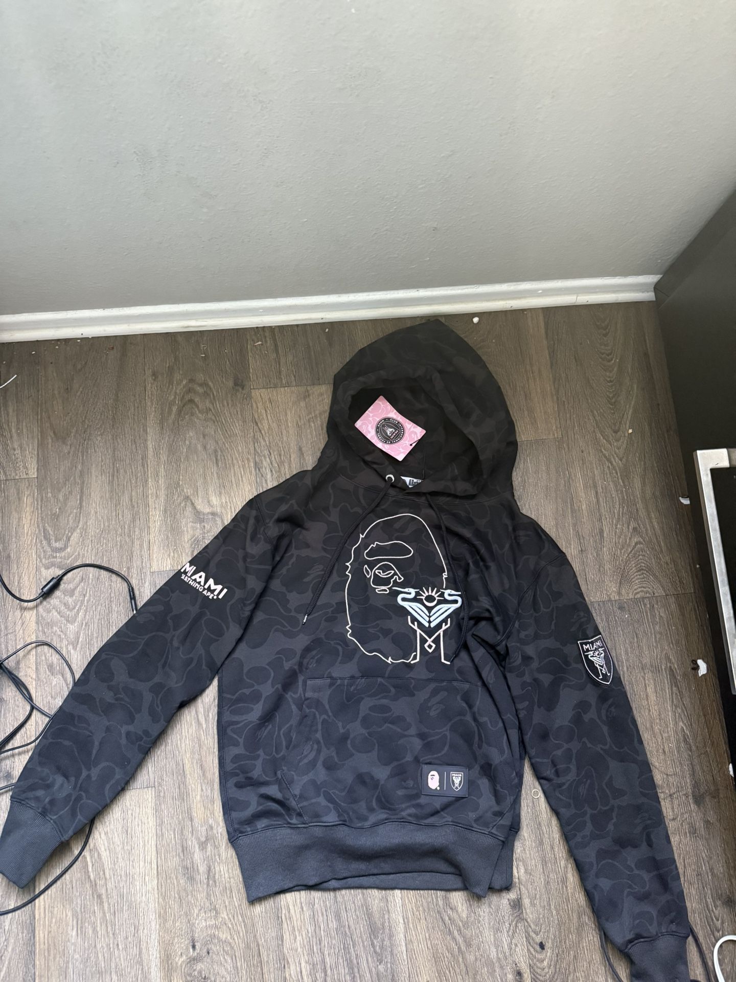 BAPE x Inter Miami CF Camo Pullover Hoodie - www.tovelucka.dk
