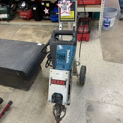 Makita Jack Hammer 