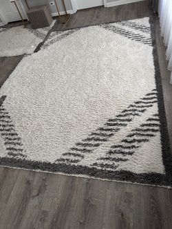 Area rug