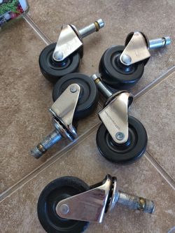 Casters for Amplifier (one extra)