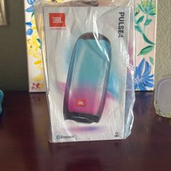 JBL Pulse 4