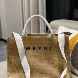 Brand new unused straw bag🌷 🌷 