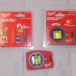 Picket Magnetic Level Milwaukee 48-22-5102 ( One Opened And One Unopened) Pipe lock Level 48-22-5001  Magnetic Unopened ) $ 35 Firm Price.