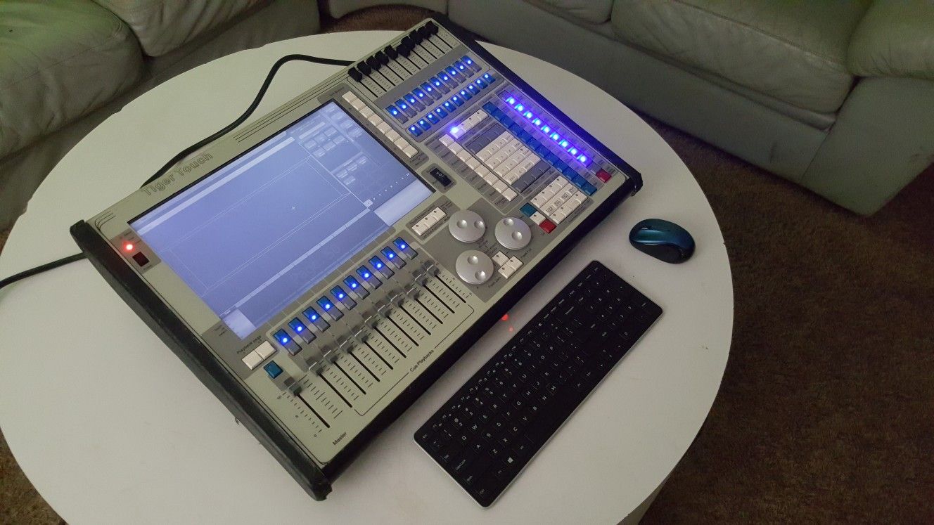 Avolites Tiger Touch Lighting Console