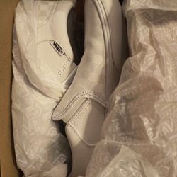 Youth Vans Shoes 4.5