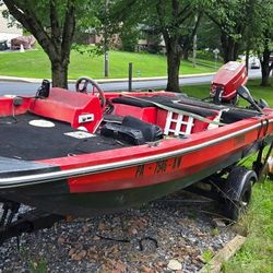 1984 Cimaron Boat