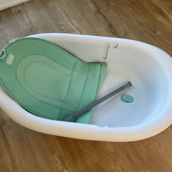 Baby Bath Tub Frida Mom 