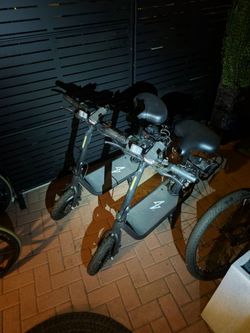 (Like New) Electric Scooters