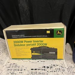 John Deere 2000W Power Inverted.  TY26330