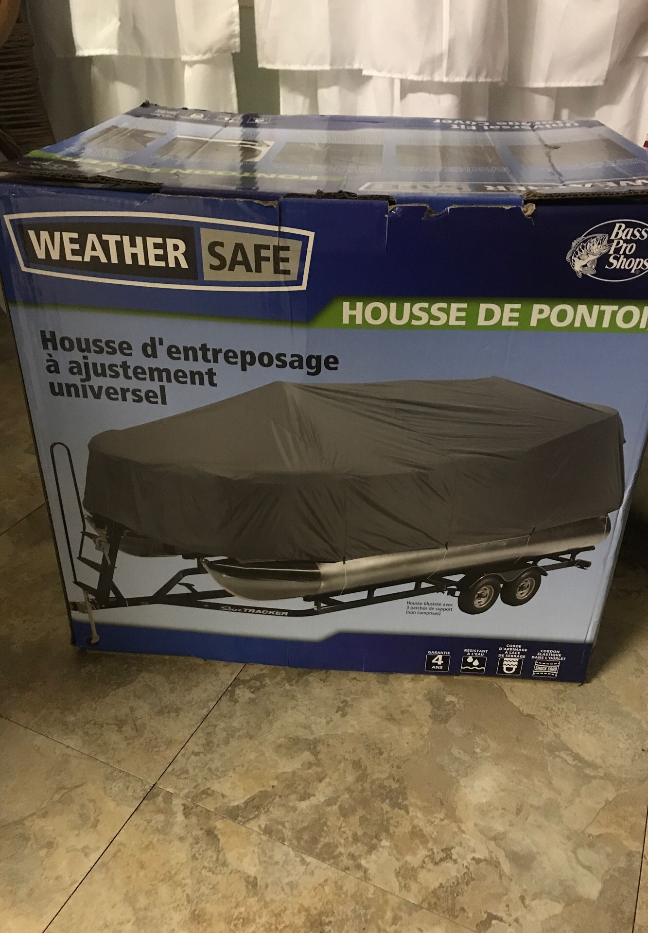 New In Box Boat Cover Pontoon boat cover Retail &300 tax incl