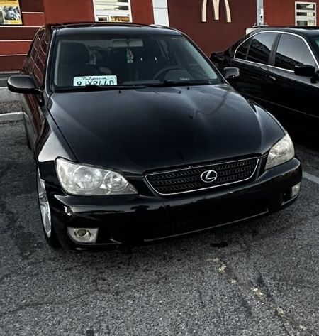 2001 Lexus IS 300