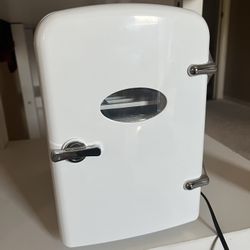 mini fridge