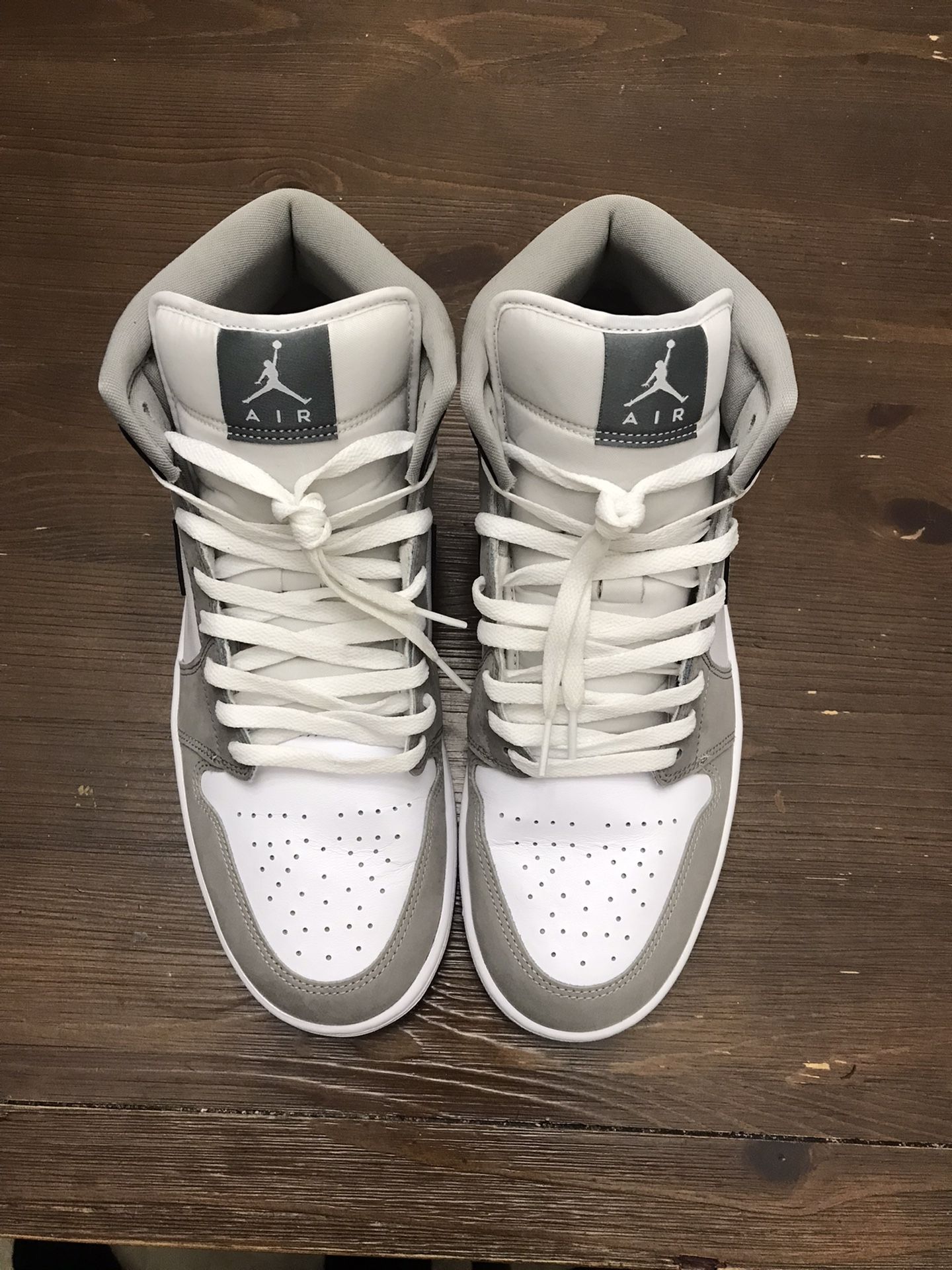 Jordan 1 Mid SE White Grey Cool Grey (Size 11)
