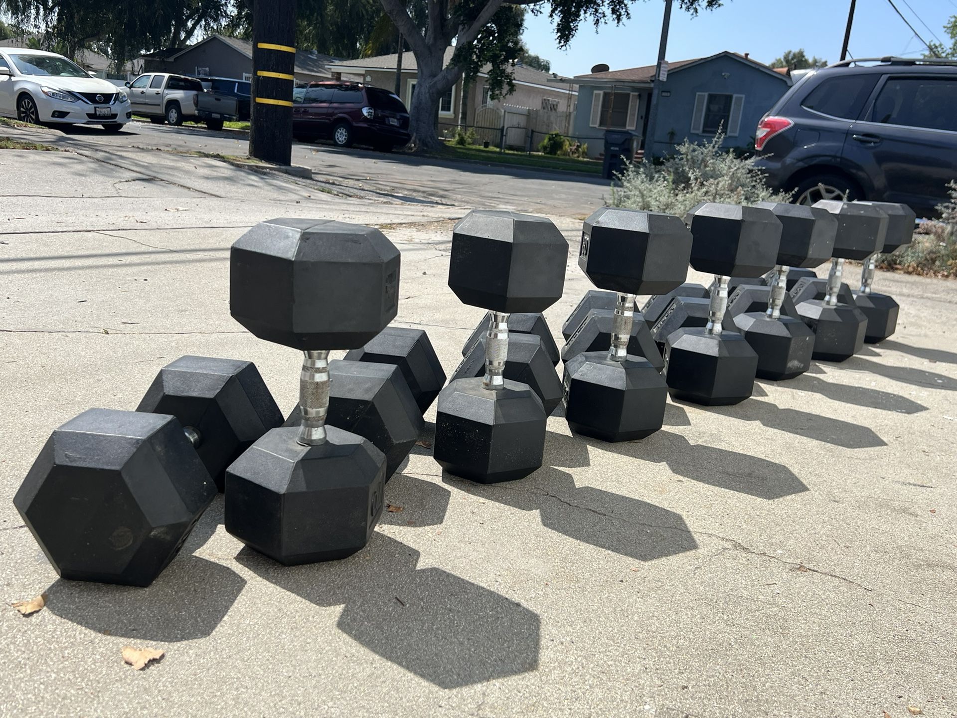 Dumbbells 💪 Weights