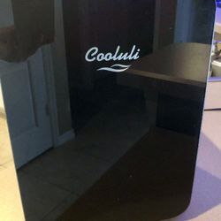 Cooluli Infinity 10-L Mini Fridge Black 