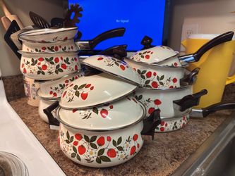16 piece strawberry and cream Sheffield