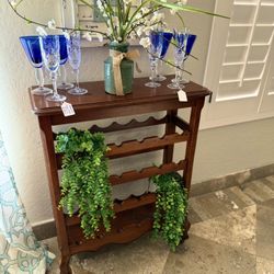 Wood Vintage Wine Bar 