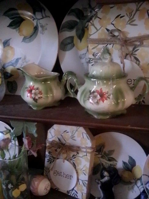 Vintage Creamer Sugar Bowl