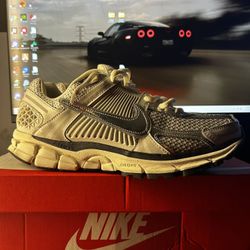 Nike Vomero 5 Chrome
