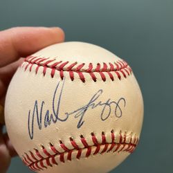 Wage Boggs Signed Baseball