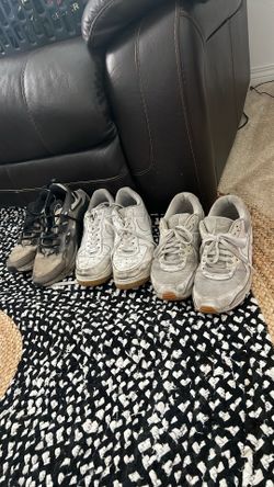 Free Nikes Size 10.5