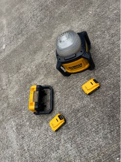 Luses Dewalt 20 voltios